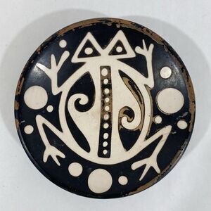 Vintage Zuni Frog Plate Pueblo Terracotta Pottery 5”